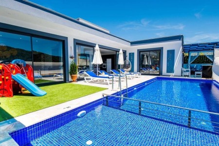 Villa Lavinya