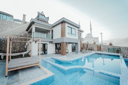 VİLLA GUATRO