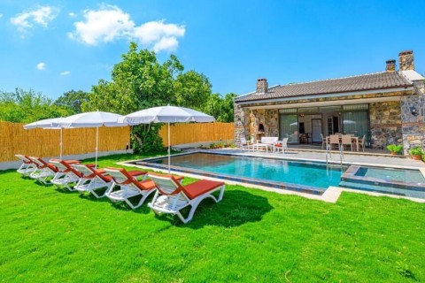 Villa Gaya
