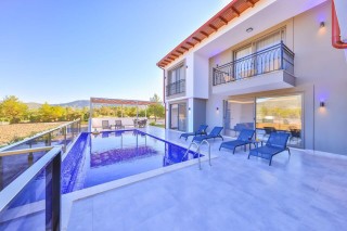 Villa Saltanat Uğrar