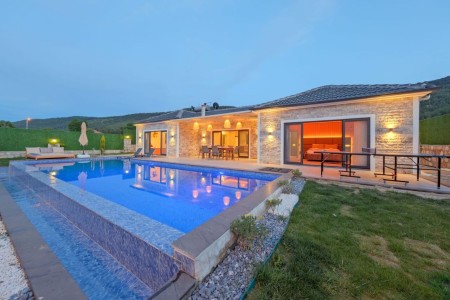 Villa Feniks 1