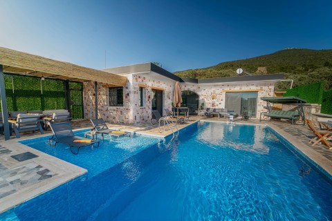 Villa Kaza