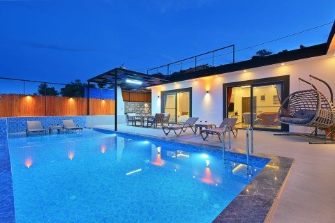Villa Moonfal