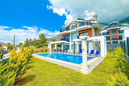 Villa Lazuli