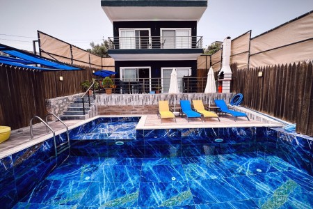 Villa Powder