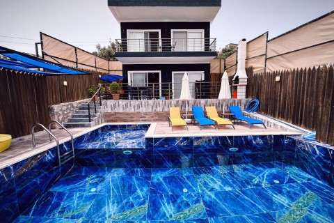 Villa Powder